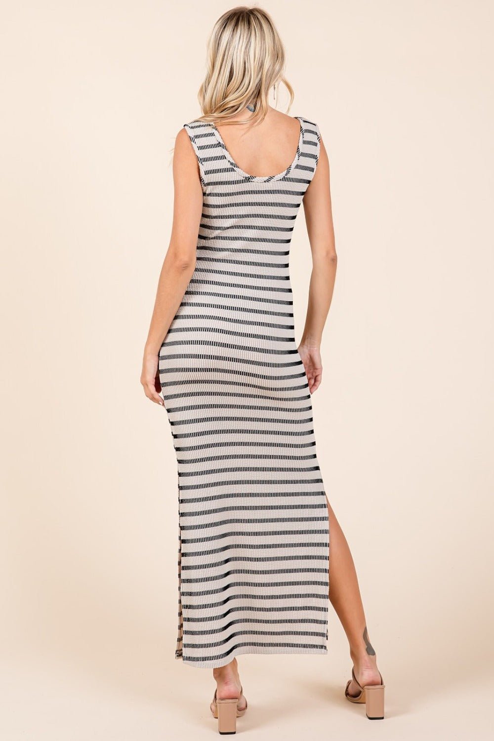 Striped Scoop Neck Sleeveless Maxi Dress