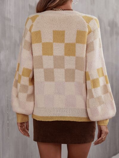 Checkered V-Neck Sweater in Pastel
